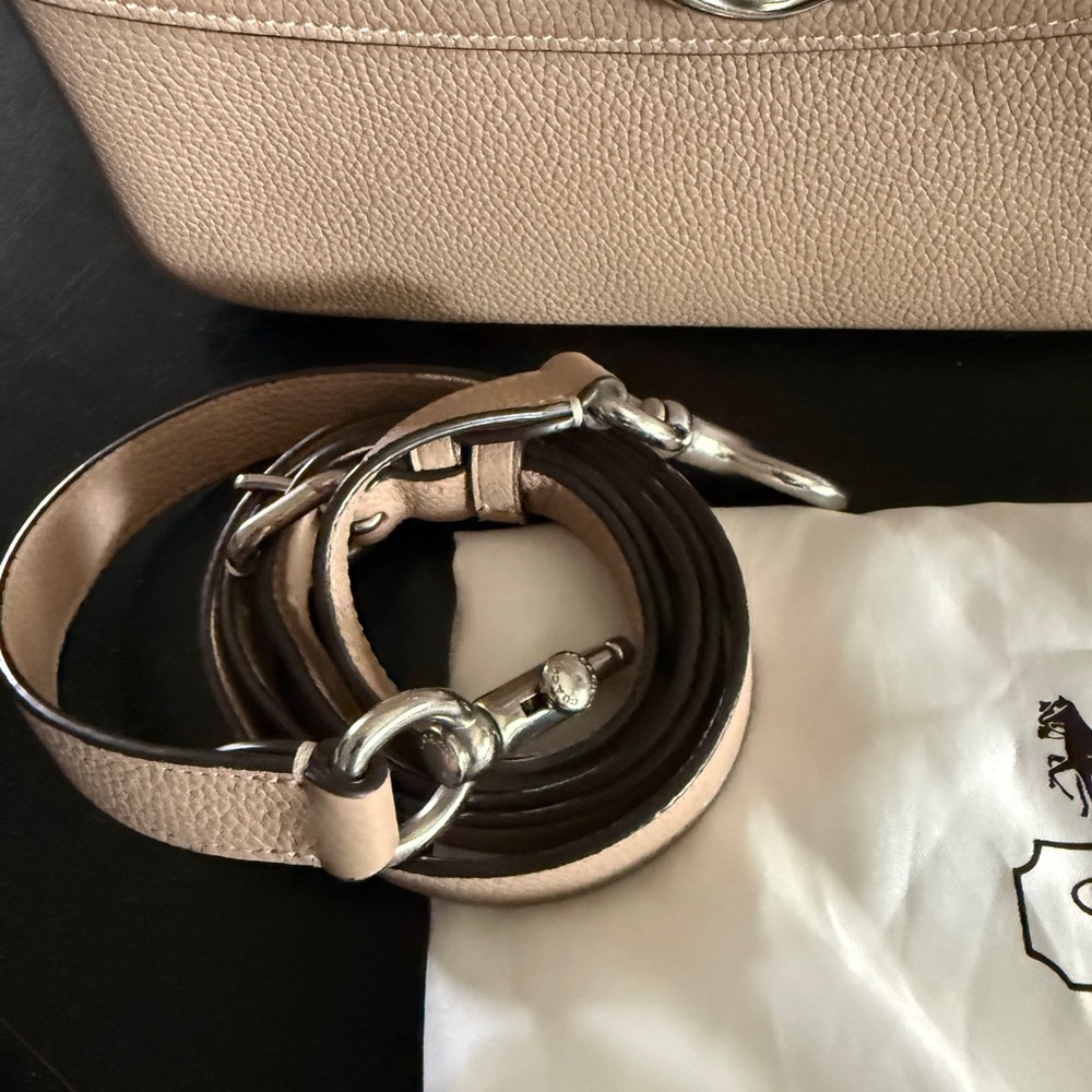 Coach Cassie Taupe Pebbled Leather - Picture 2 of 12